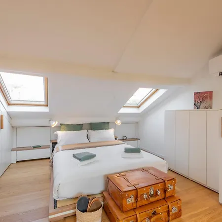 Bright Penthouse Attic In The Heart Of * 米兰